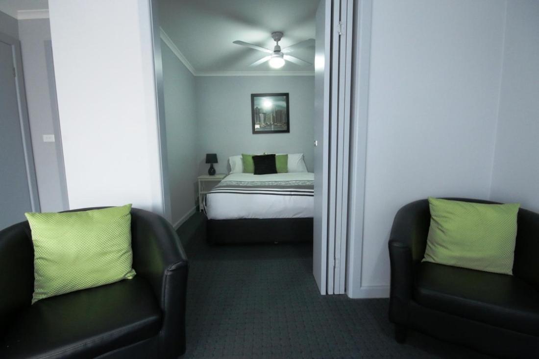 Golden Palms Motel Джилонг Екстериор снимка