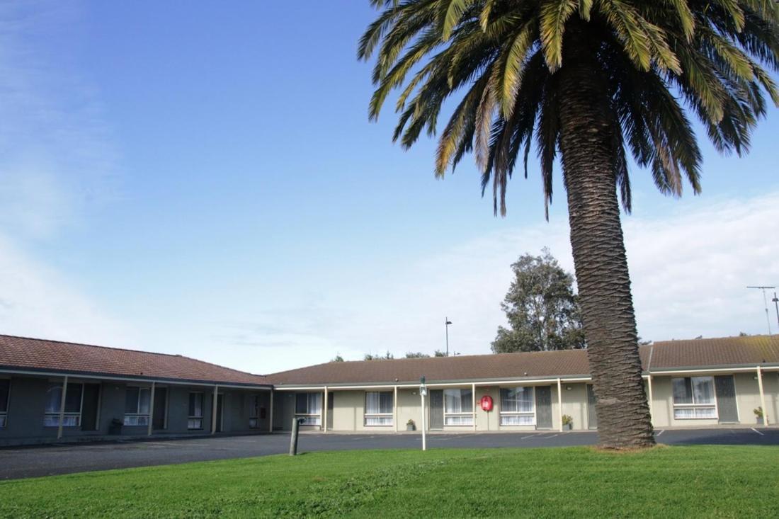 Golden Palms Motel Джилонг Екстериор снимка